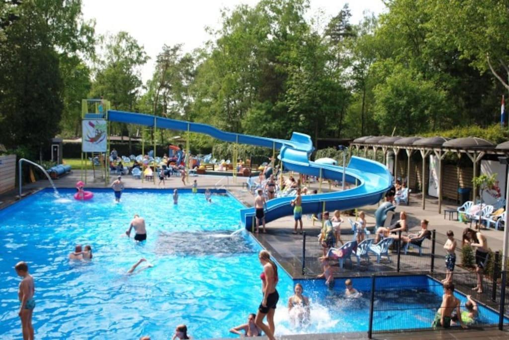 Te Huur: Leuke 4-Persoons Stacaravan Op Top Locatie! Hoenderloo Exterior foto